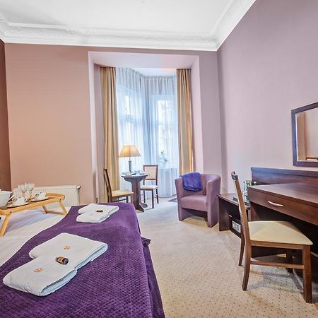 Ttrooms بوزنان المظهر الخارجي الصورة