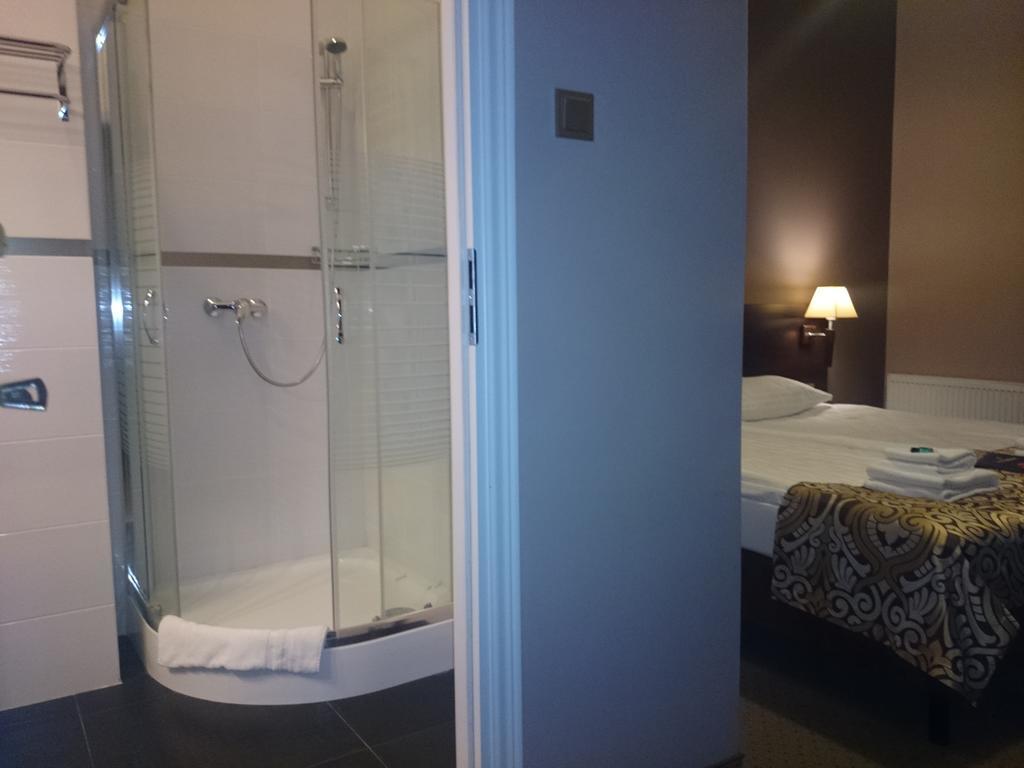 Ttrooms بوزنان الغرفة الصورة
