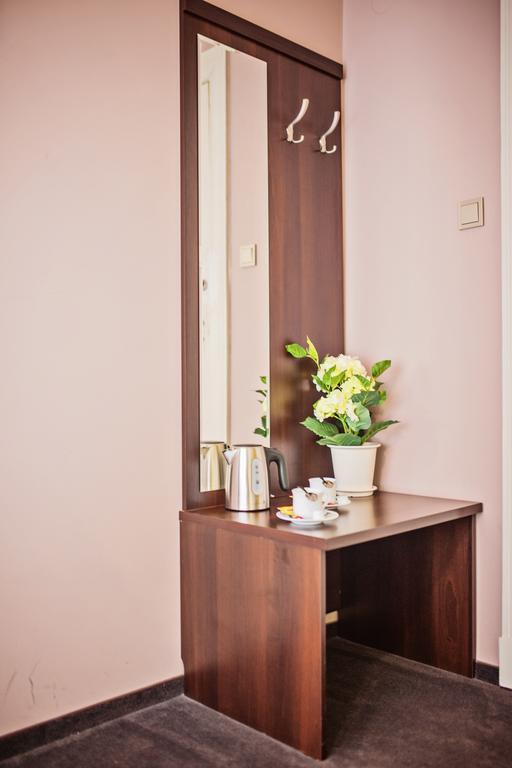 Ttrooms بوزنان المظهر الخارجي الصورة