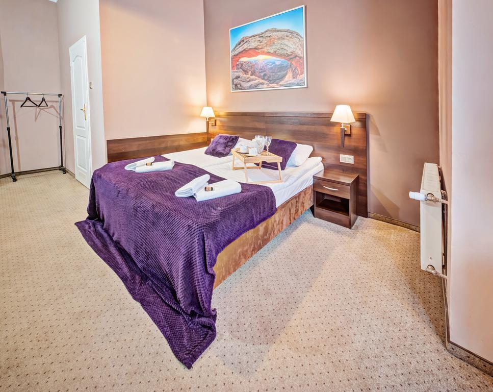 Ttrooms بوزنان المظهر الخارجي الصورة