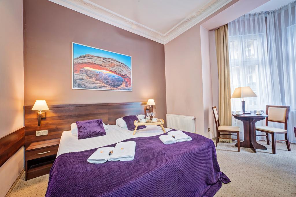 Ttrooms بوزنان المظهر الخارجي الصورة