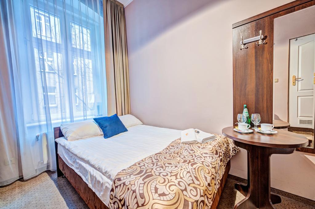 Ttrooms بوزنان المظهر الخارجي الصورة