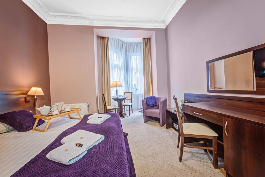 Ttrooms بوزنان المظهر الخارجي الصورة