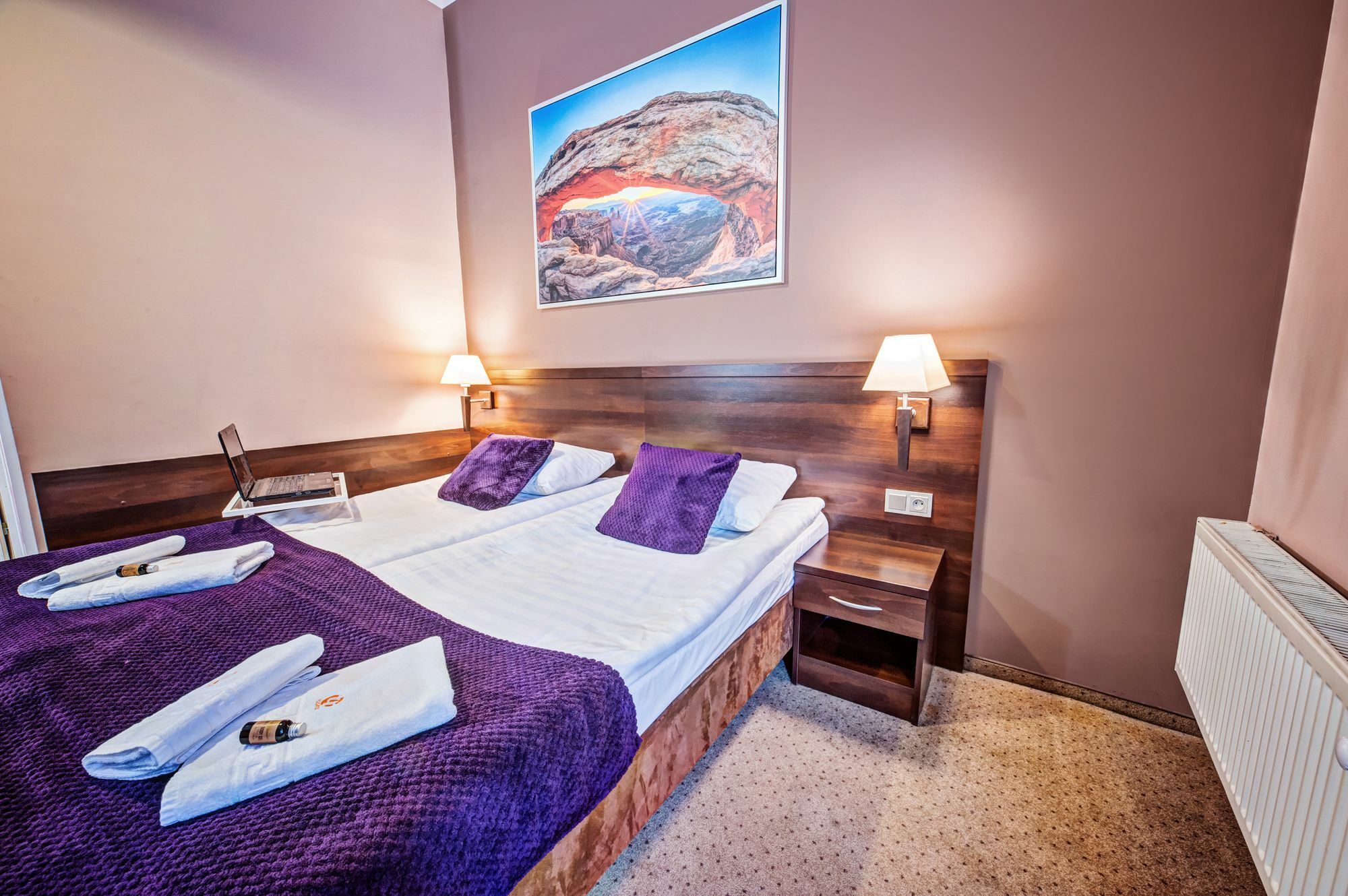 Ttrooms بوزنان المظهر الخارجي الصورة