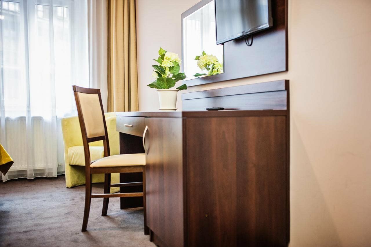 Ttrooms بوزنان المظهر الخارجي الصورة